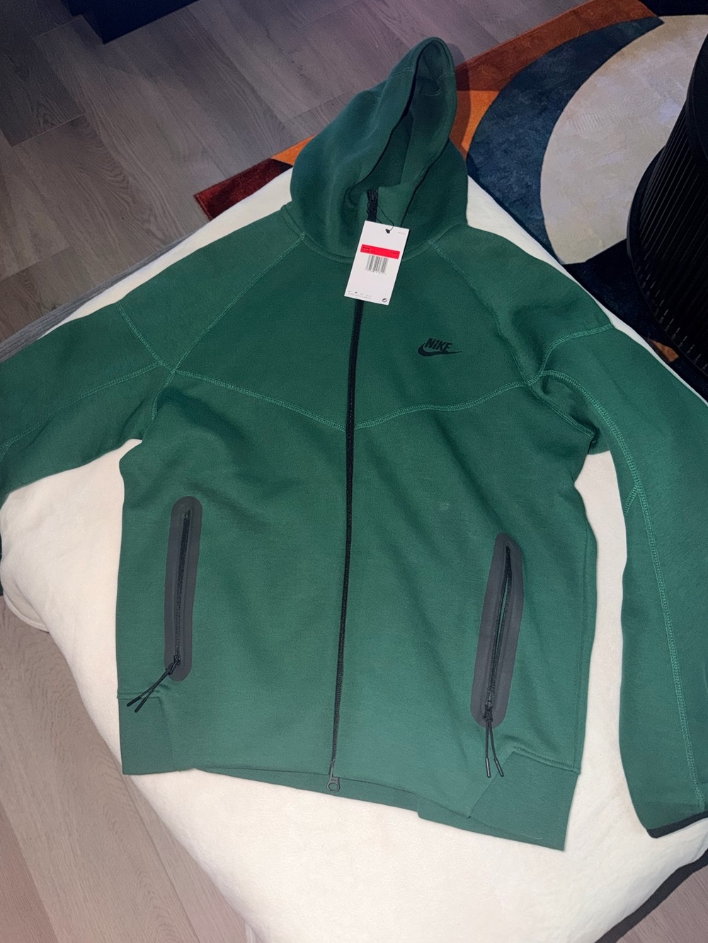 Nike tech fleece hoodie in green NWT